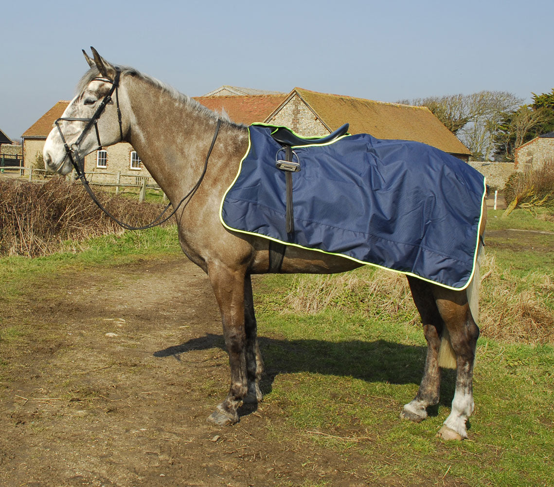 Rhinegold 3/4 Length Cutaway Design Waterproof Ride-On Rug